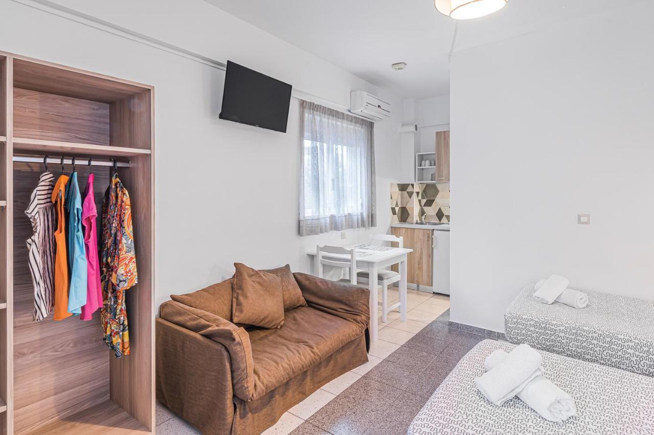 Aparthotel Happy Days Malia Exterior foto